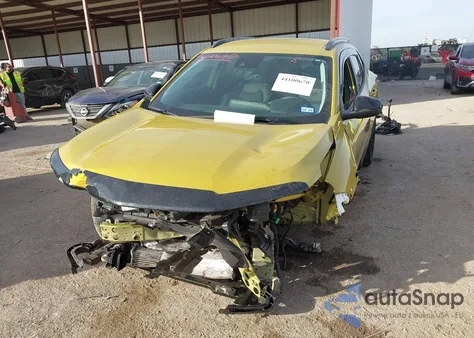 2025 Chevrolet Trax Fwd Activ from USA, damaged, VIN KL77LKEP2SC081069